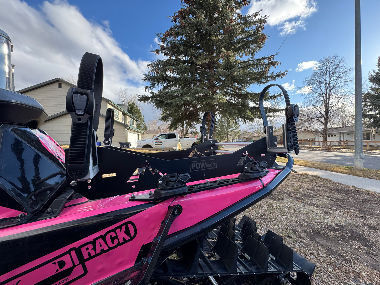 Powtech Flip Kit – Quick-Release Ski Rack for Ski-Doo LinQ (2026 Short Tunnel Compatible)
